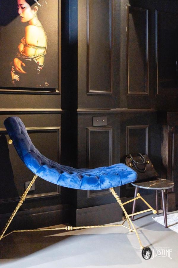 Suite Shibari By Justine Apartments Sobria Elegante Y Pecaminosa Apartamento Turistico En Madrid Rio Exterior foto